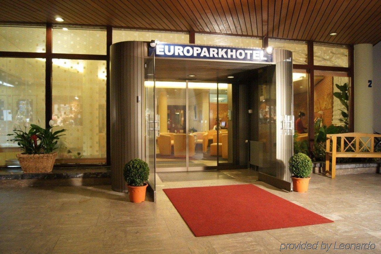 Europarkhotel International Hotel 4*